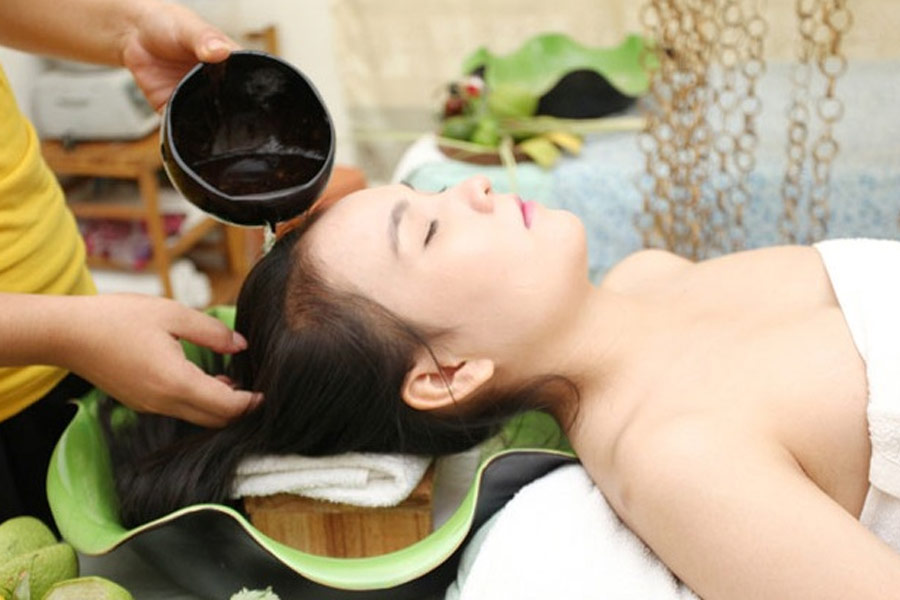 Arum spa gội đầu với trà và nước gạo